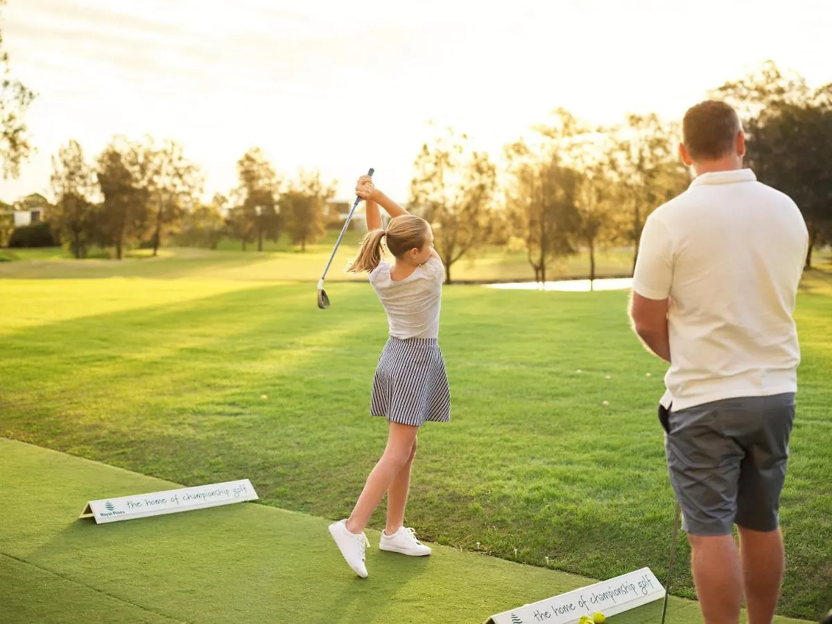 Racv Royal Pines Resort Gold Coast Benowa 5*,  Australia