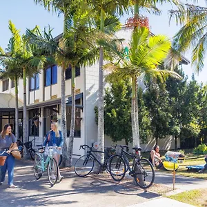 https://coolangatta-yha.hotelsbyronbayaustralia.com