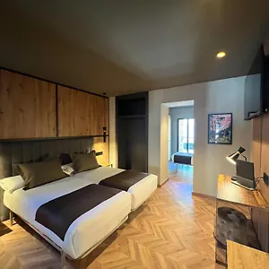 *** Отель Yomo Petit Paris Андорра