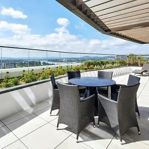 https://meriton-suites-canberra.hotels-canberra.com